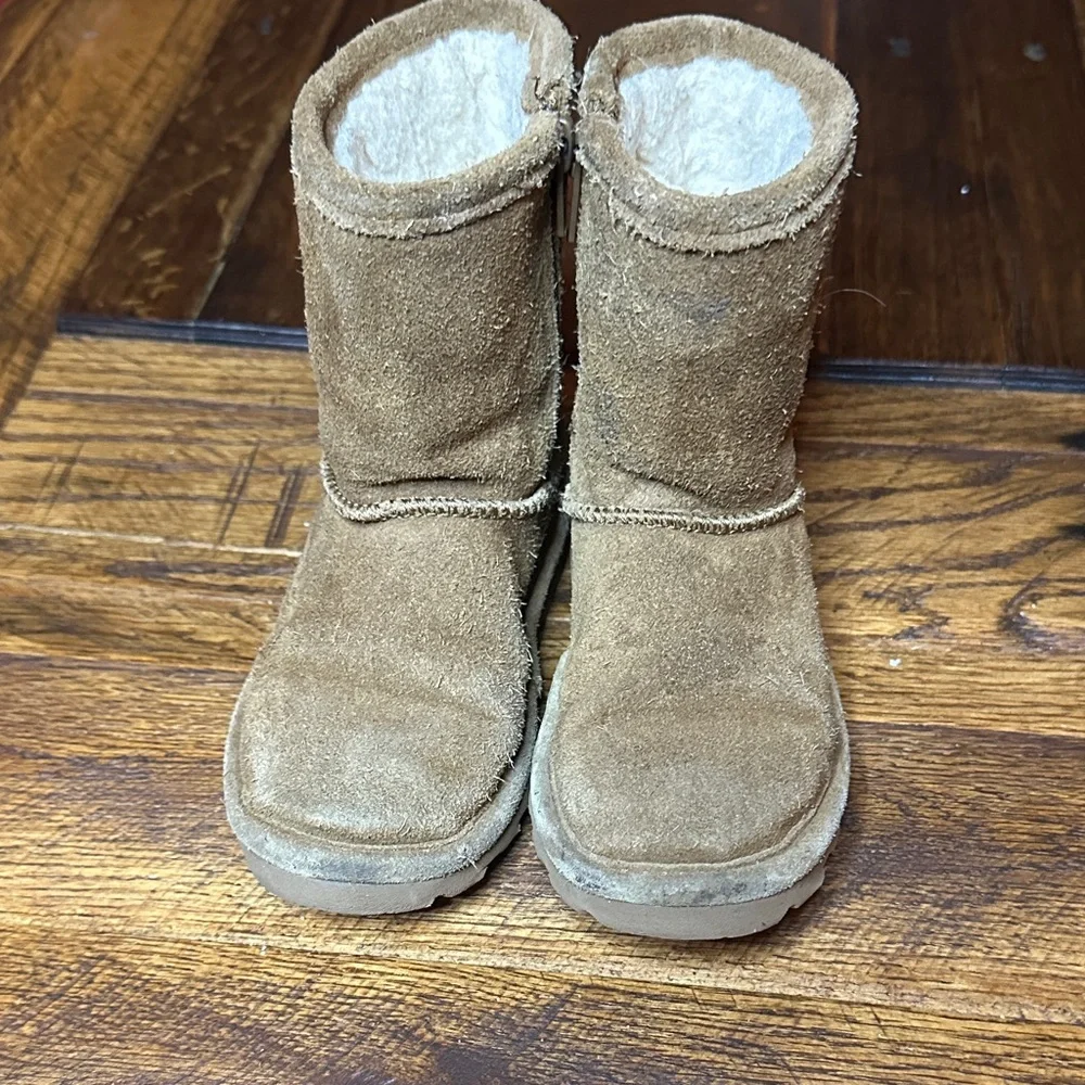 BearPaw Isabelle Boots